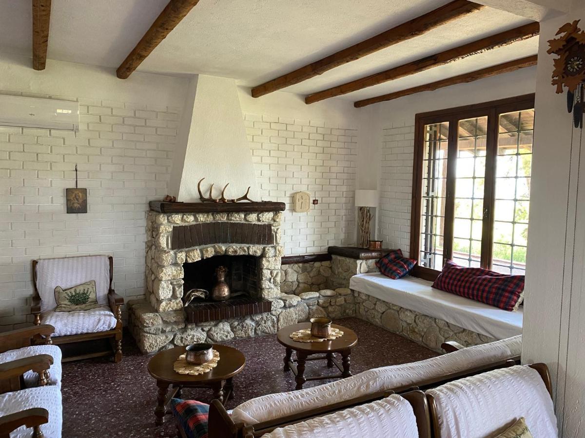 Wild Oaks Cottage Kriopigi Luaran gambar