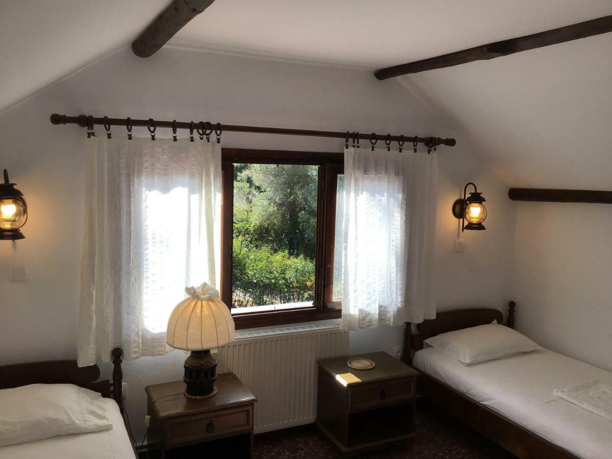 Wild Oaks Cottage Kriopigi Luaran gambar